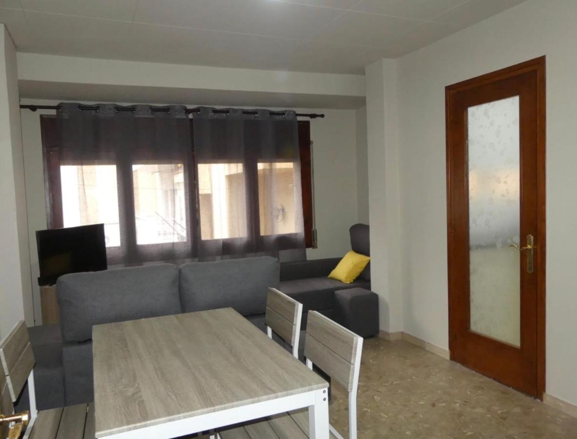 Apartament Encantador Al Centre De Vic Aptgarbi Экстерьер фото