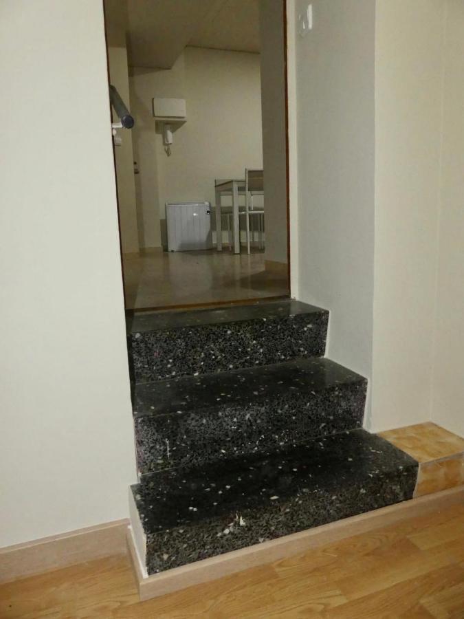 Apartament Encantador Al Centre De Vic Aptgarbi Экстерьер фото